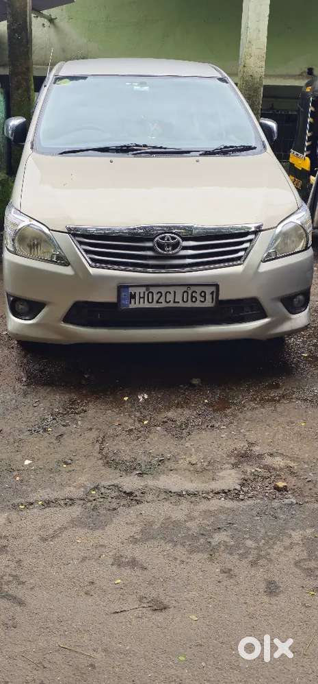 Toyota Innova Diesel Manual 2012 Year
