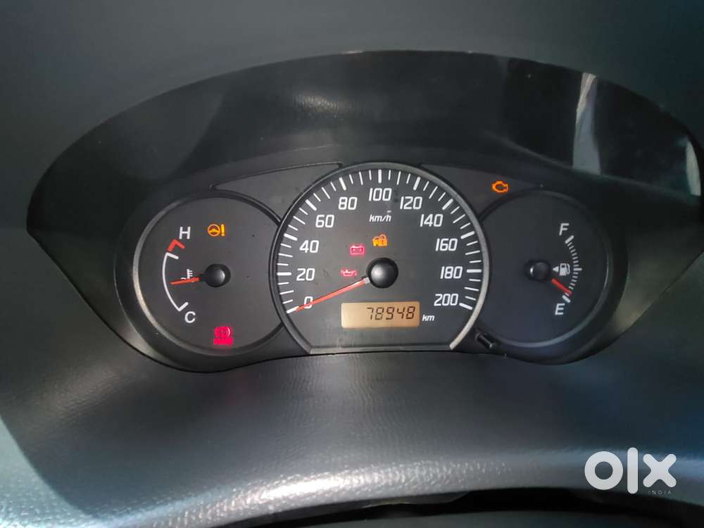 Maruti Suzuki Swift Dzire Lxi Option, 2010, Petrol