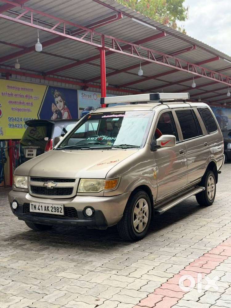 Chevrolet Tavera 2012-2017 Neo 3 Ls 7 Seats Bsiii, 2014, Diesel