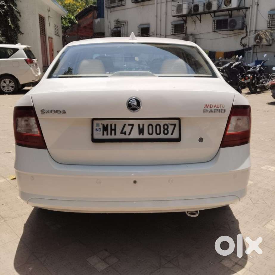 Skoda Rapid [2016-2020] 1.6 Active Plus Mpi, 2017, Petrol