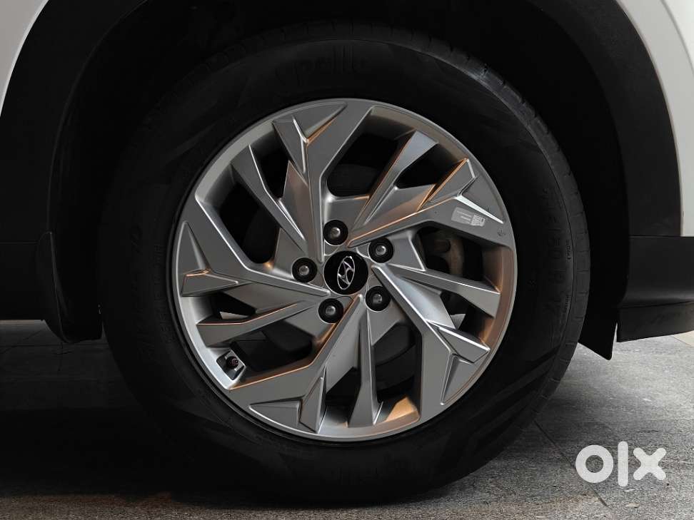 Hyundai Creta Sx Petrol Mt, 2022, Petrol