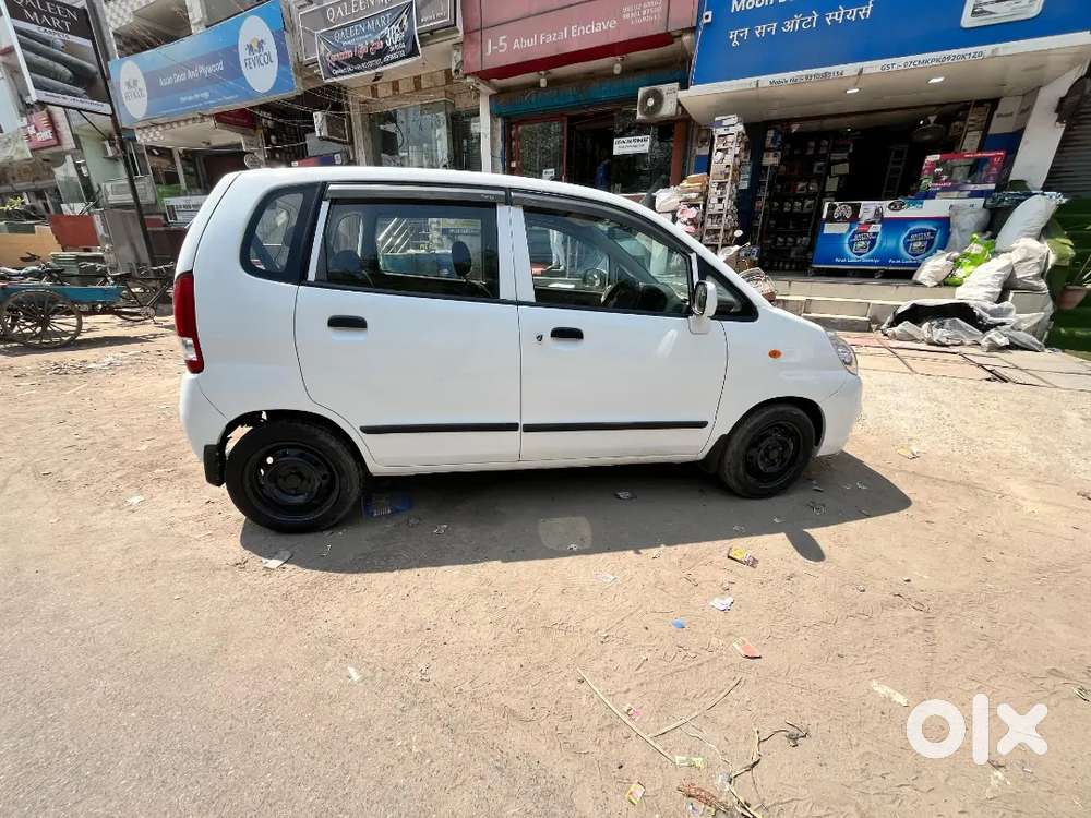 Maruti Suzuki Zen Estilo 2012