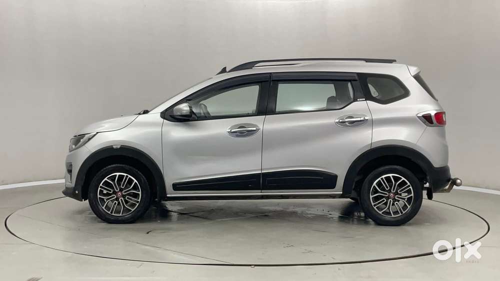 Renault Triber Rxz, 2021, Petrol