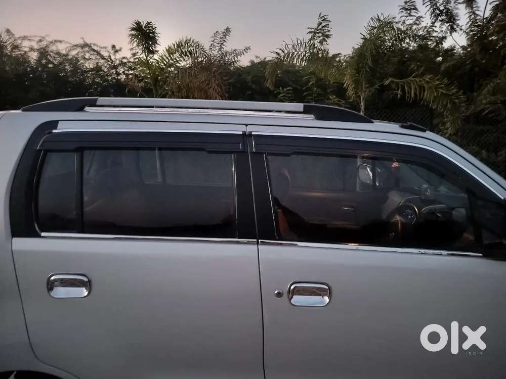 गुड कंडीशन आहे गाडी