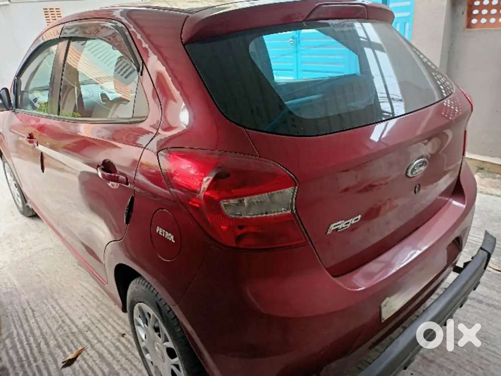 Ford Figo Titanium Mt 2016