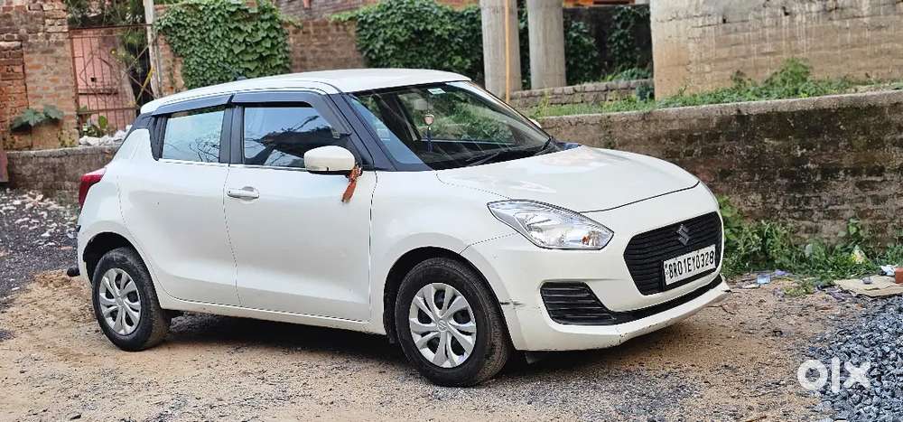 Maruti Swift Vxi 2020