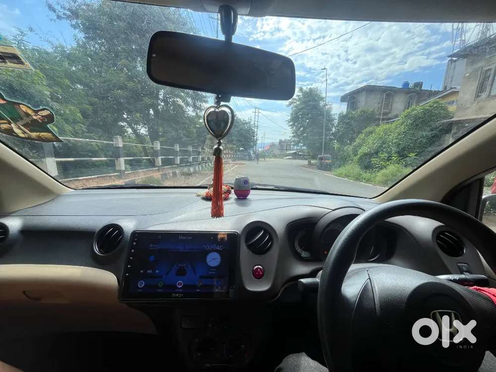 Honda Brio Petrol Mt 2012