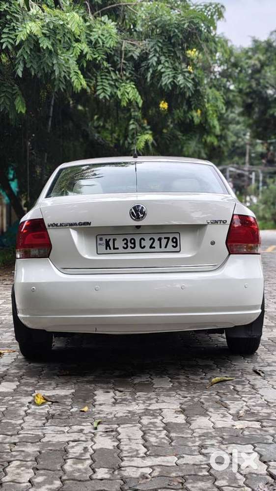 Volkswagen Vento Petrol Highline, 2010, Petrol