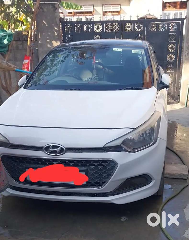 Jk03n,hyundai Elite I20 2015 With 20+ Mileage In Excellent Condition.