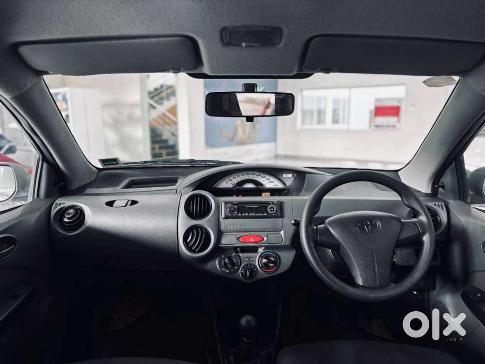 Toyota Etios Liva G, 2012, Petrol