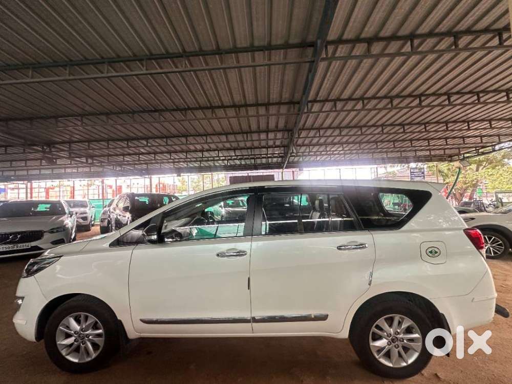 Toyota Innova Crysta 2.8 Z, 2017, Diesel