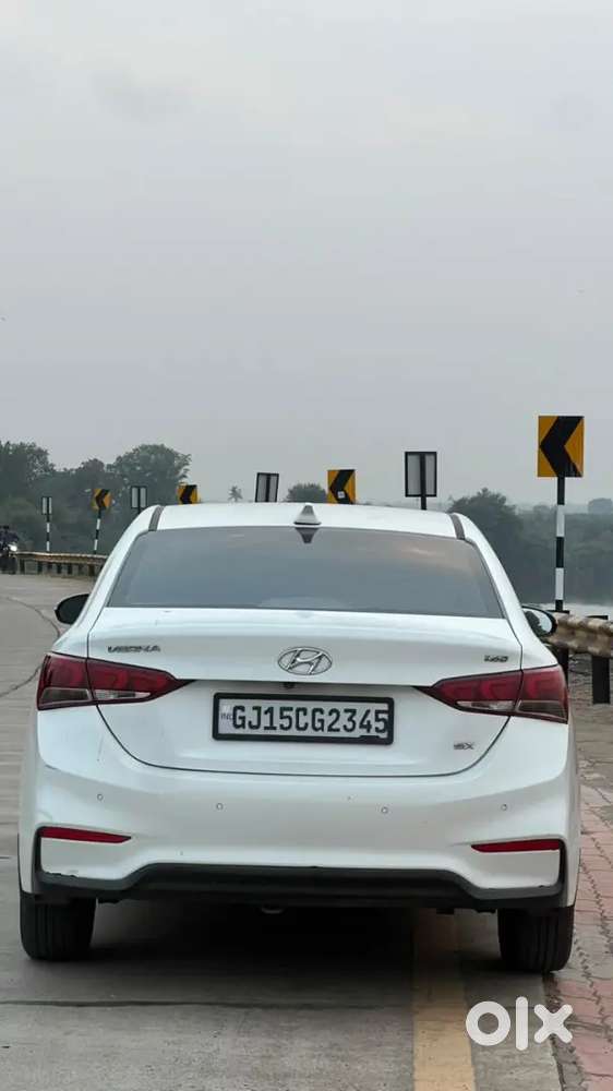 Hyundai Fluidic Verna 2017 Diesel 95000 Km Driven
 Selected Number