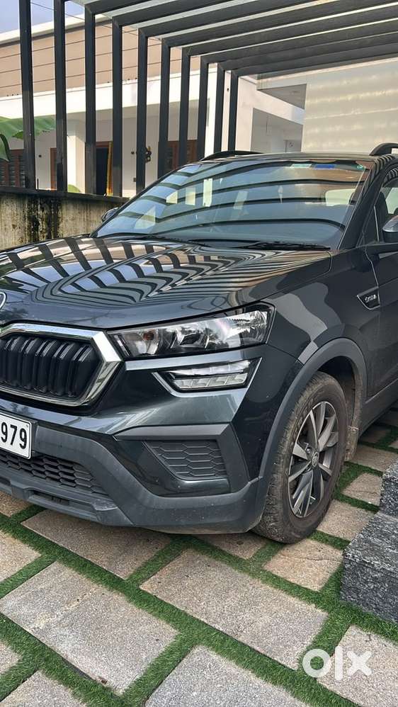Skoda Kushaq Petrol 2024 October