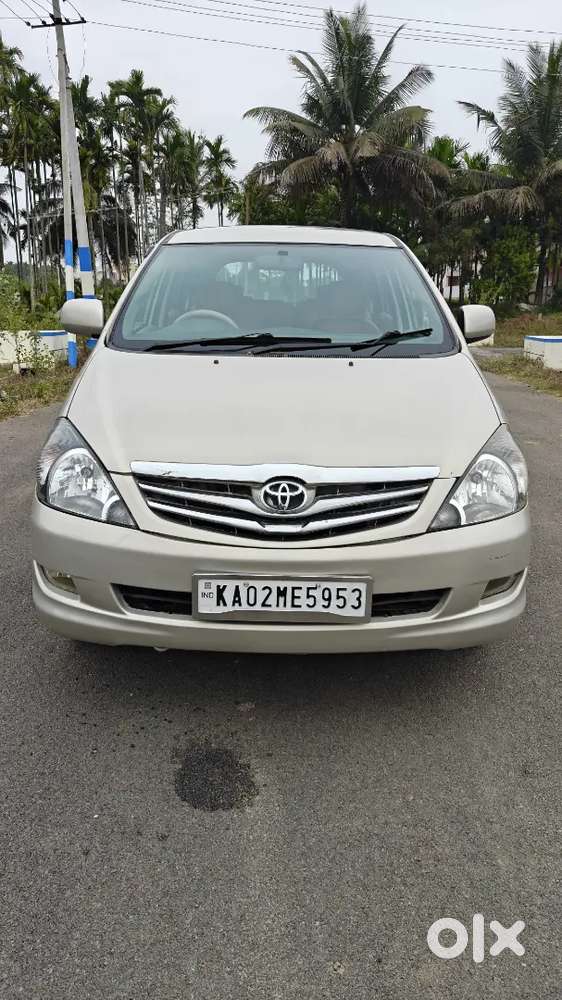 Innova 2.5 V