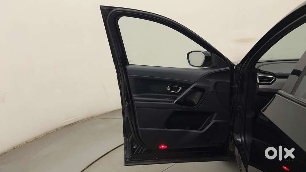 Tata Harrier Xza Plus Dark Edition, 2021, Diesel