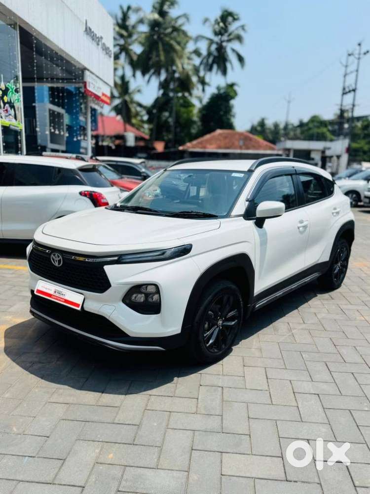 Toyota Urban Cruiser Taisor S Plus 1.2 Petrol Amt, 2025, Petrol