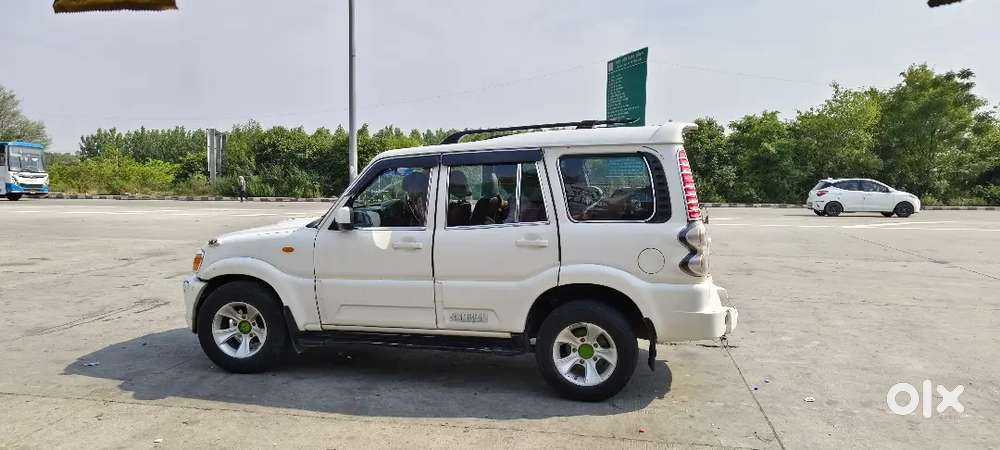 Mahindra Scorpio Classic 2014 Diesel 150000 Km Driven