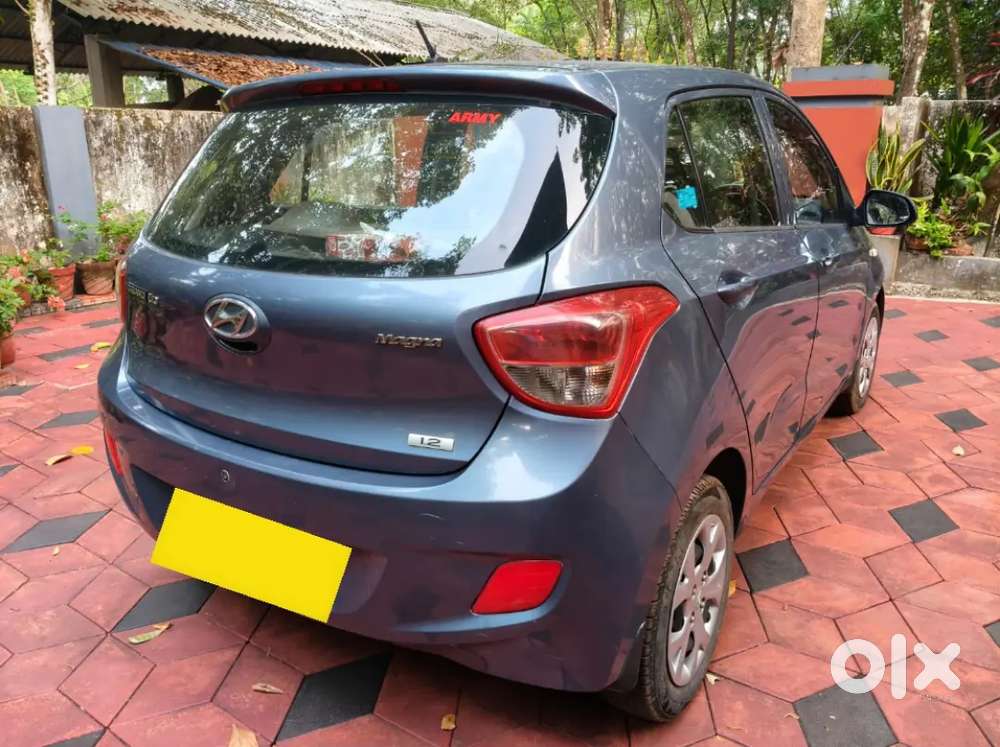 Hyundai Grand I10 2015 Petrol 42500 Km Driven