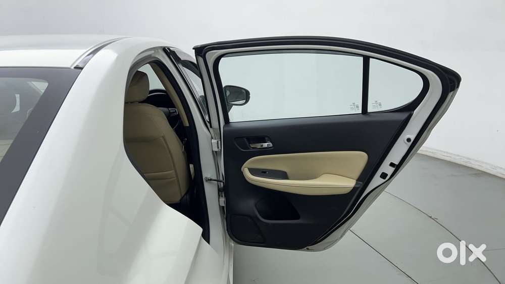 Honda City 1.5 Zx Cvt I-vtec, 2022, Petrol