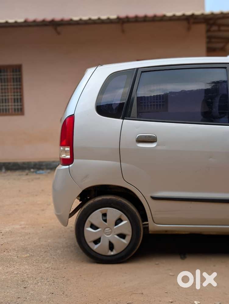 Maruti Suzuki Zen Estilo Vxi Bsiv, 2010, Petrol