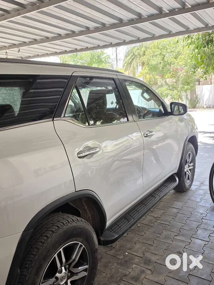Toyota Fortuner Automatic