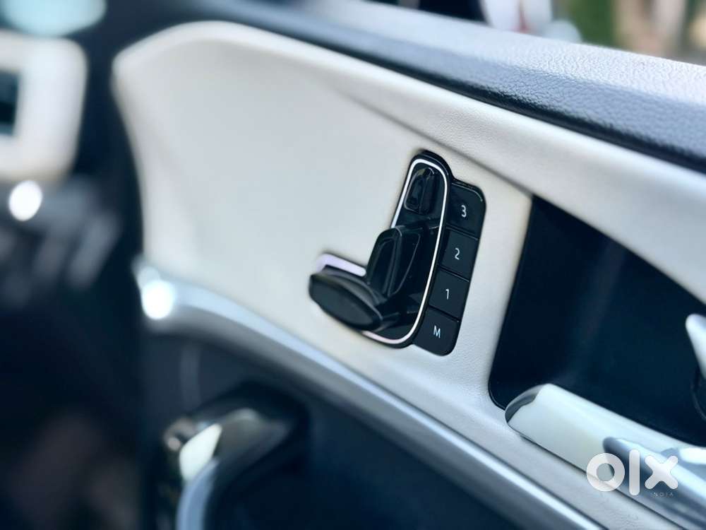 Mahindra Xuv700 Ax7 L Luxury