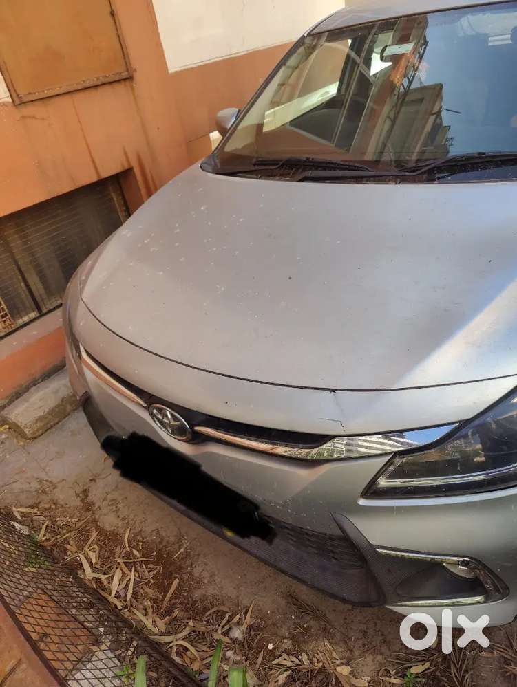Toyota Glanza 2023 Silver S Amt  For Sale