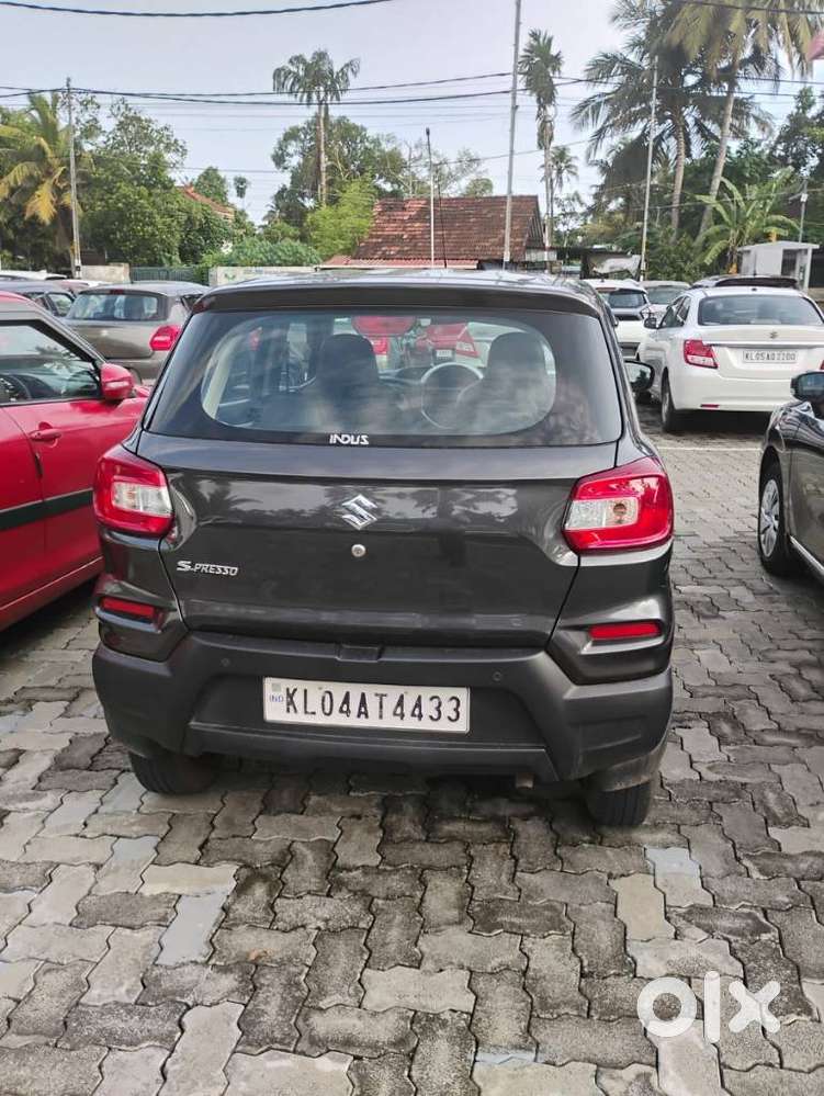 Maruti Suzuki S-presso Vxi Plus, 2022, Petrol