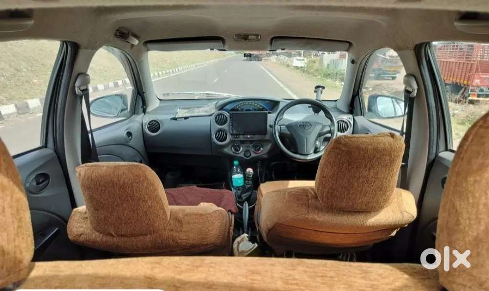 Toyota Etios Liva 2013