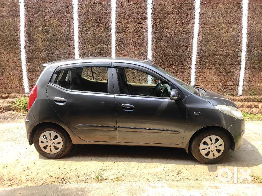 Hyundai I10 2011 Petrol 82000 Km Driven