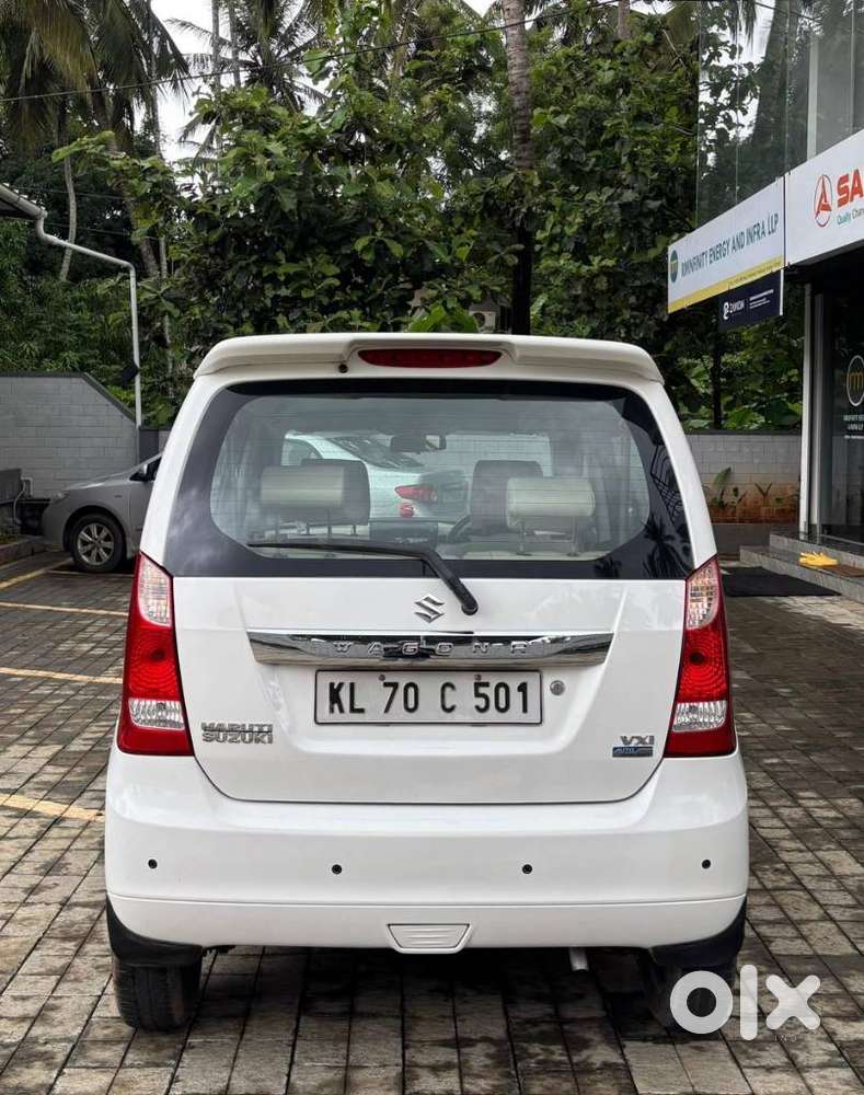 Maruti Suzuki Wagon R Vxi Amt1.2, 2017, Petrol