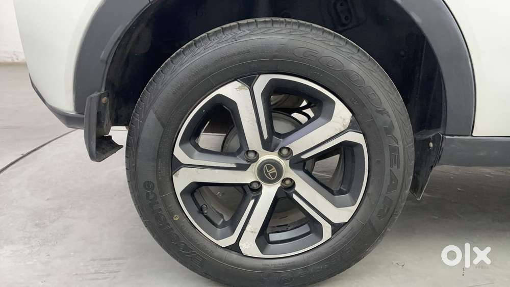 Tata Nexon 1.2 Revotron Xz Plus, 2021, Petrol