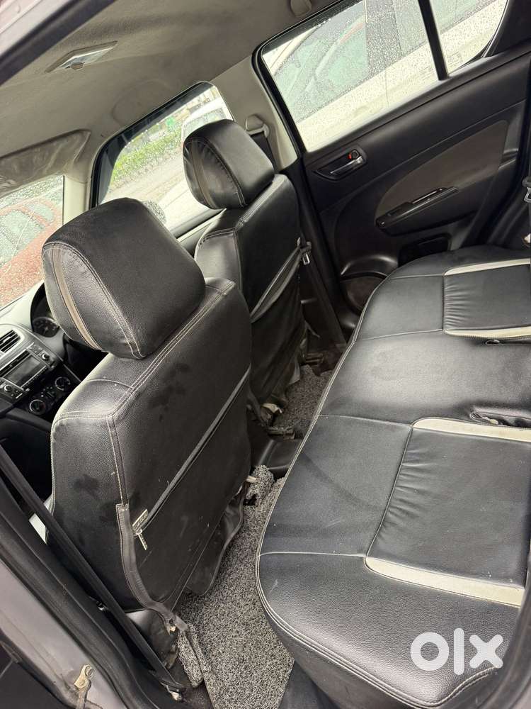 Maruti Suzuki Swift Vxi Optional, 2015, Petrol