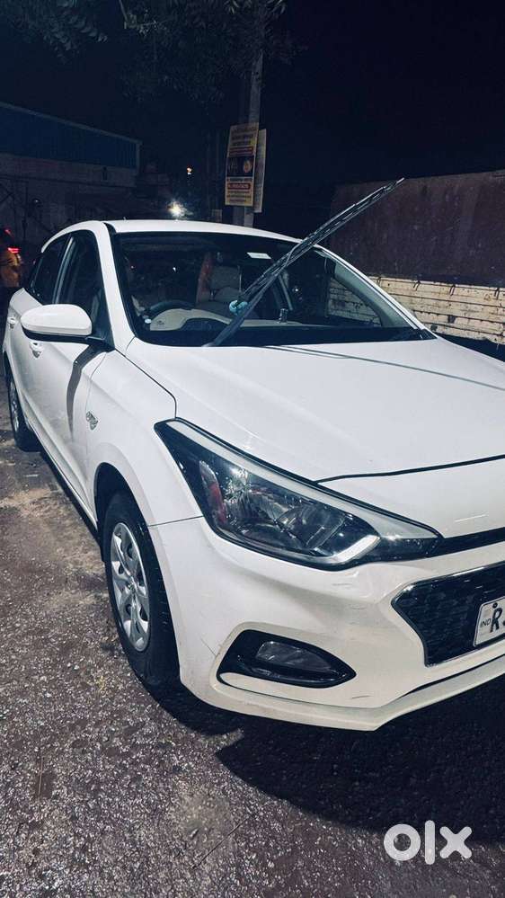 Hyundai I20 Well Maintained  Single Owner  No Accidents