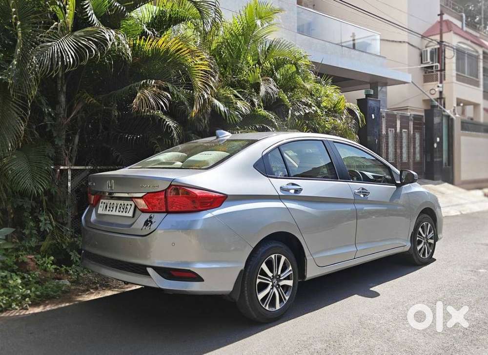 Honda City 1.5 V 5th Gen I-vtec Mt, 2022, Petrol
