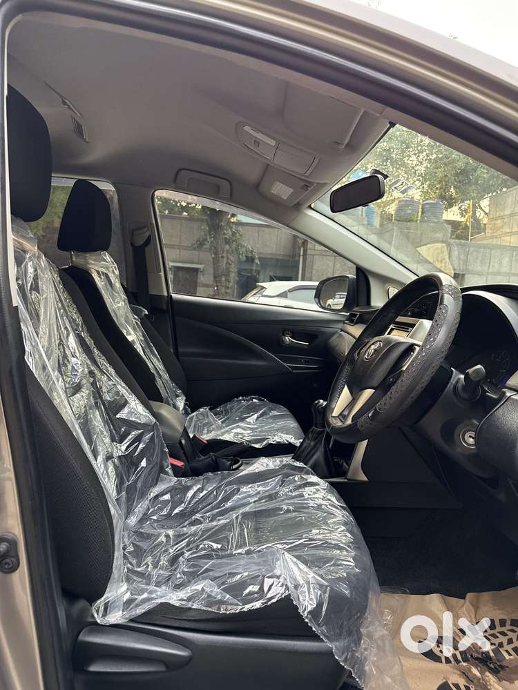 Toyota Innova Crysta 2.4 G Mt, 2016, Diesel
