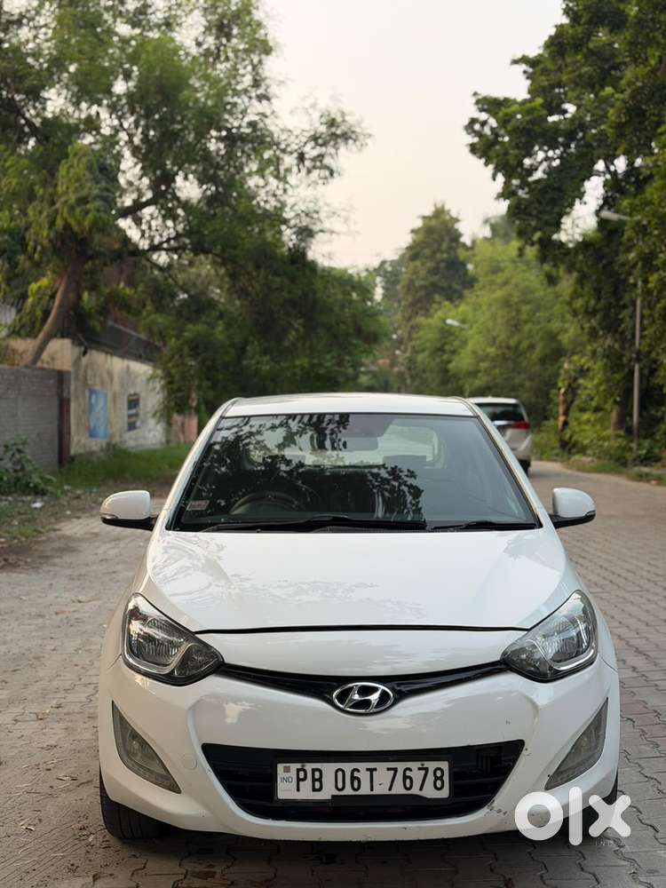 2013 Hyundai I20 Manual