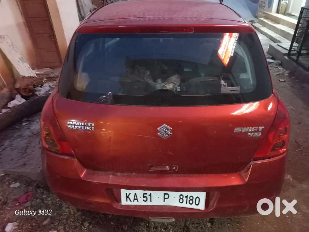 Maruti Suzuki Swift 2009 Petrol 73612 Km Driven