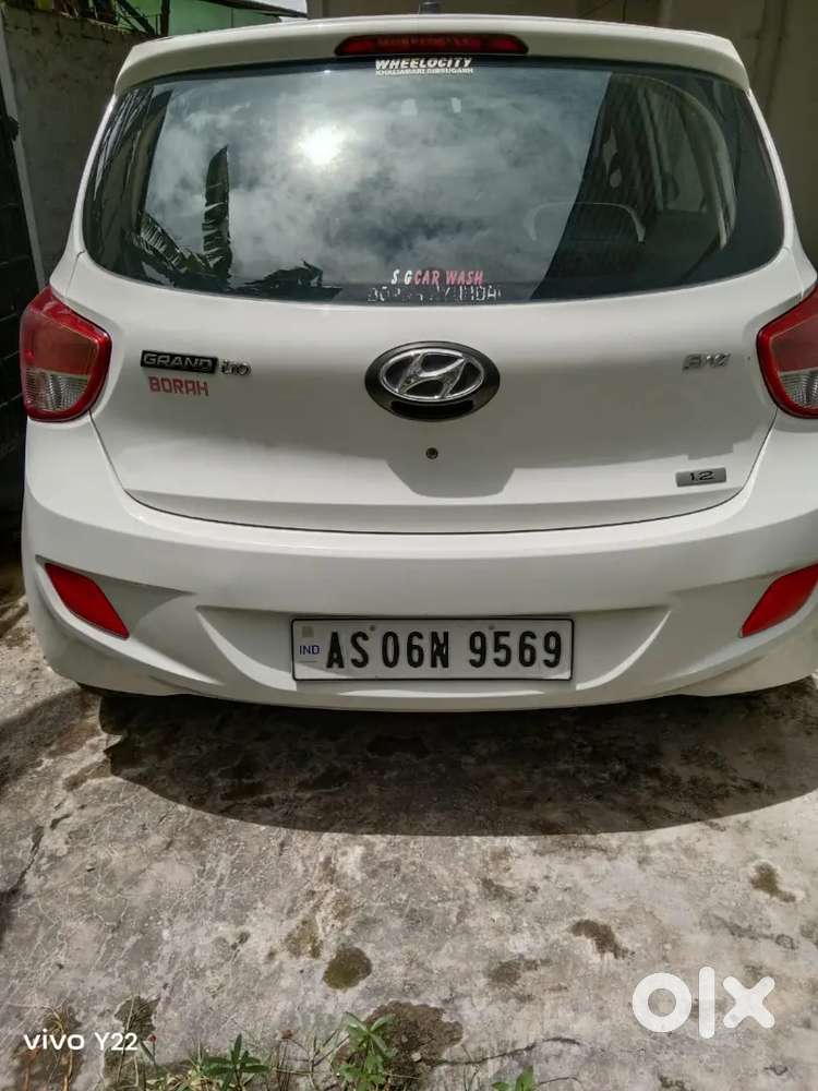 Hyundai Grand I10 2015 Car
