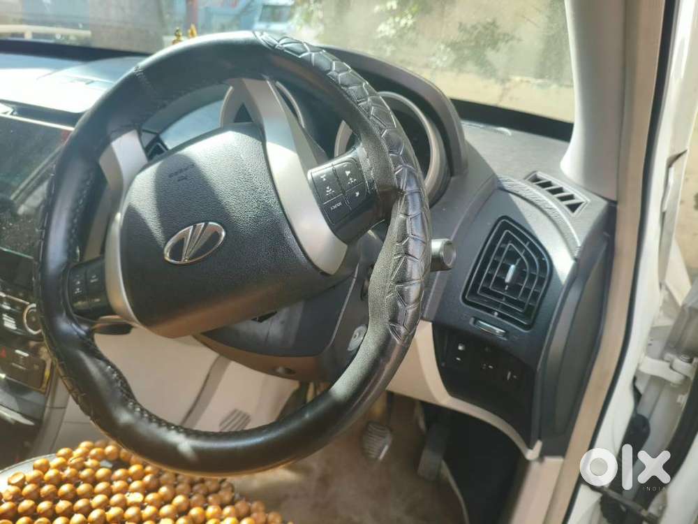 Mahindra Xuv500 W6 2016