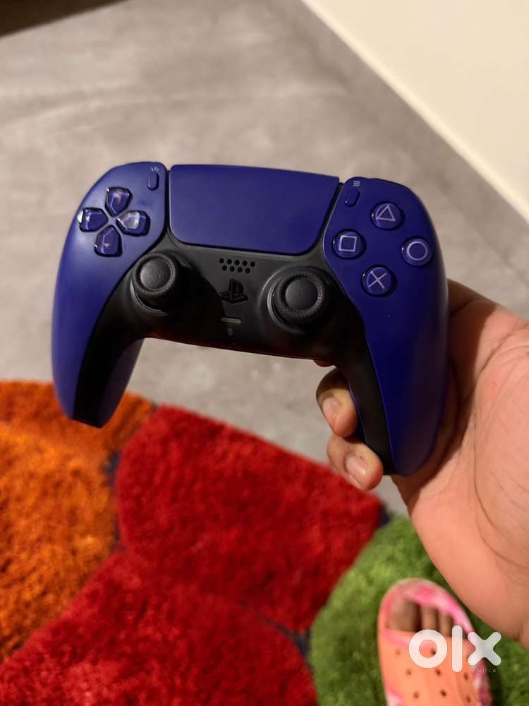 PS5 Dualsense controller (purple)