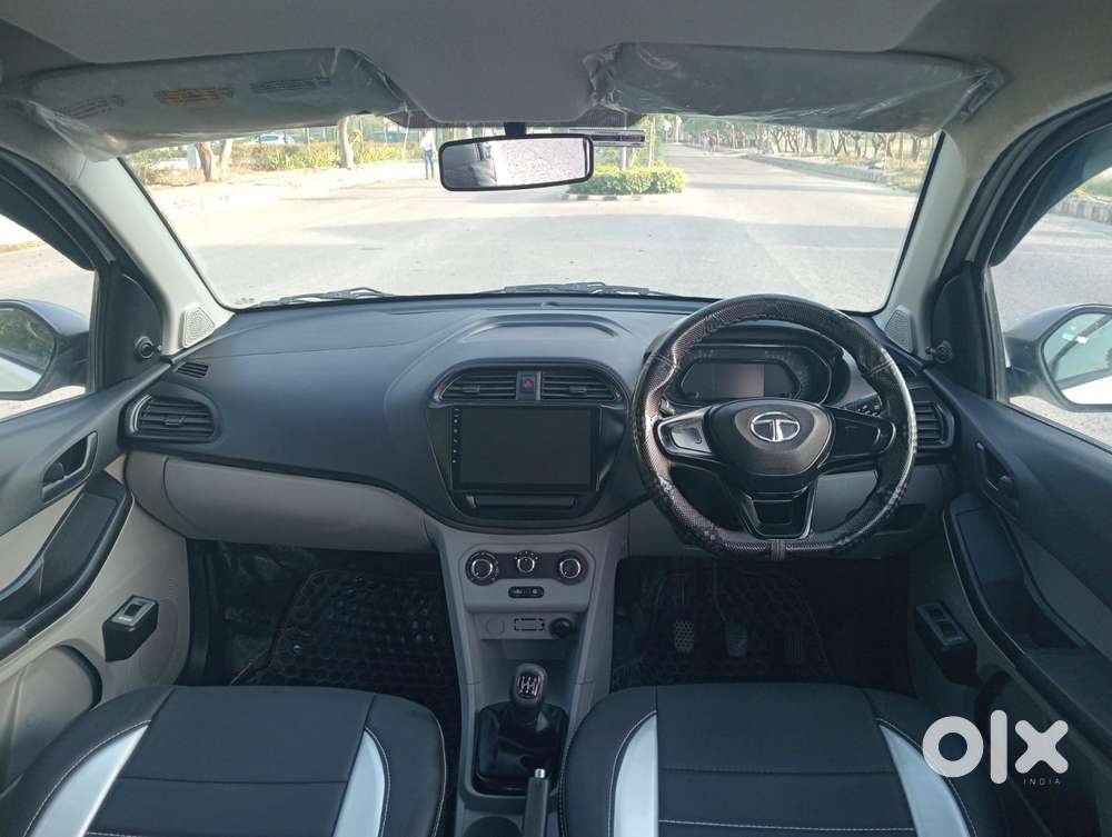 Tata Tiago, 2022, Petrol