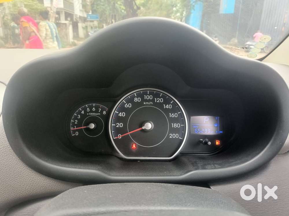 Hyundai I10 Sportz At, 2013, Petrol