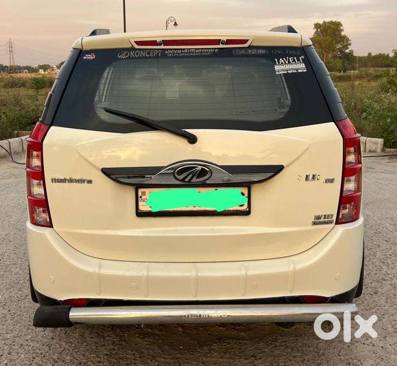 Mahindra Xuv500 At W10 Fwd, 2016, Diesel