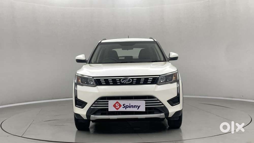 Mahindra Xuv300 W8, 2022, Petrol