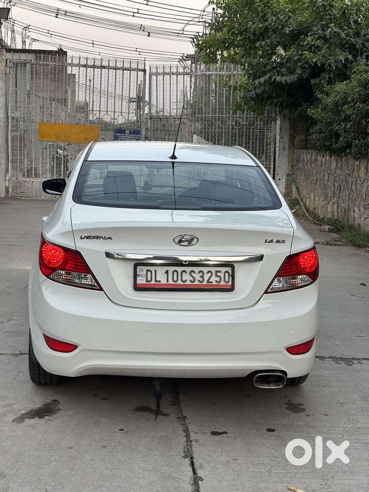 Hyundai Verna Fluidic 1.6 Vtvt Sx Automatic, 2014, Petrol