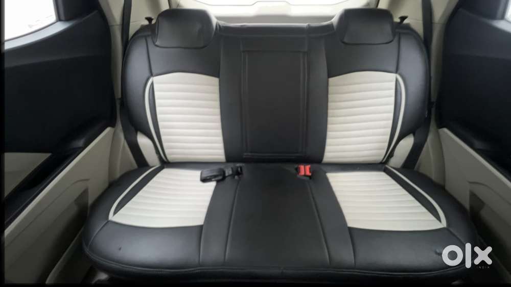 Mahindra Xuv300 W6, 2022, Petrol