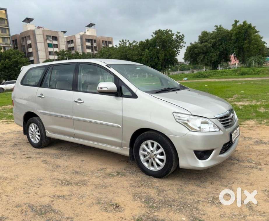 Toyota Innova 2.5 V 7 Str, 2012, Diesel