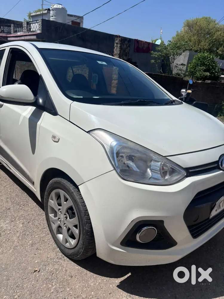 Hyundai I10 Car For Rs 2 Lac 50 Thousand