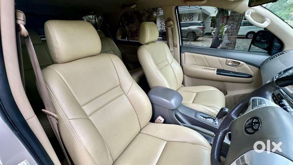 Toyota Fortuner 2011-2016 4x2 At, 2012, Diesel